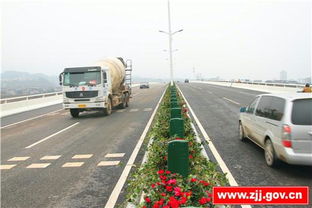 我市三處 三化三改 道路設(shè)施改造任務工程提前完工