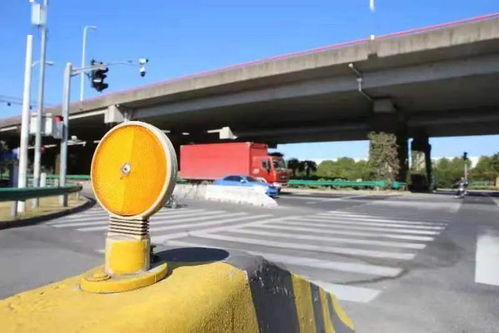 浦東警方聚焦交通三要素，依托道路設施優化全力遏制交通事故